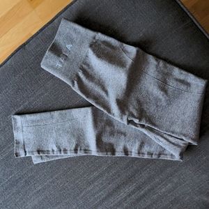 NWOT - Tala Leggings